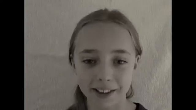 Отец снимал на камеру свою дочь в течении 14 лет смотреть онлайн