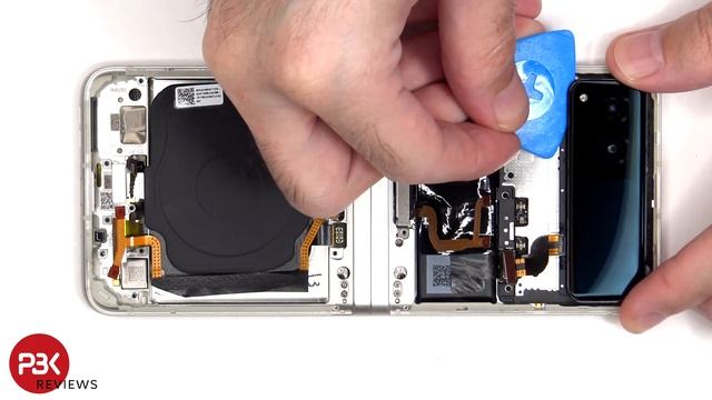 Motorola Razr 2023 Razr 40 Teardown Disassembly Repair Video Review