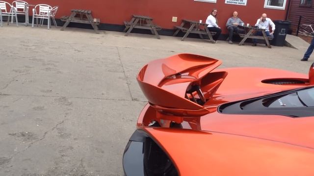 McLaren P1 Rear Spoiler Transforming From Road To Race Mode смотреть онлайн
