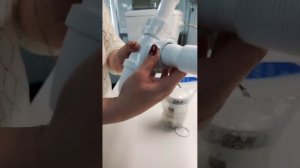 Сборка и установка на раковину/умывальник бутылочного сифона с выпуском клик-клак А-3203.