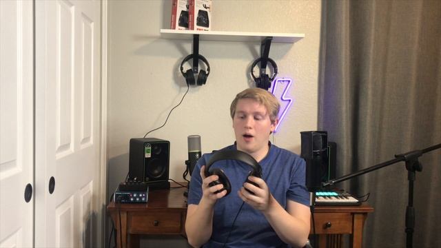 Can $30 Studio Headphones Sound Good? Mackie MC-100 Headphones смотреть онлайн