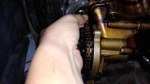 Audi a3 8p cbzb растянута цепь масляного насоса (или она такая с рождения?)