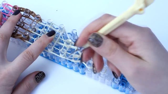 МОРОЖЕНОЕ РОЖОК из резинок на станке | Ice Cream Rainbow loom Charm смотреть онлайн