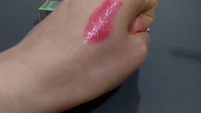 DIOR ADDICT LIPSTICK 976.Сияющая помада для губ с гелевой текстурой.Ознакомительное видео.