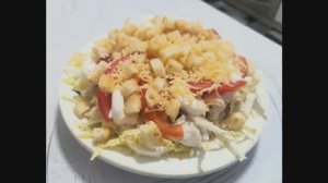 Салат Цезарь с пекинской капустой