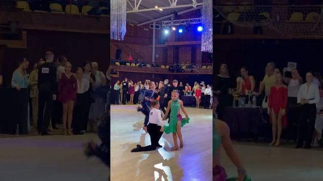 Artem and Karina Jive?? смотреть онлайн