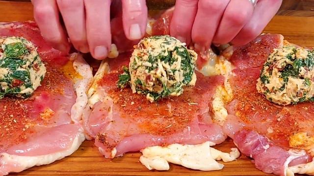 How this Stuffing will make Baked Chicken Thighs even more delicious!! смотреть онлайн