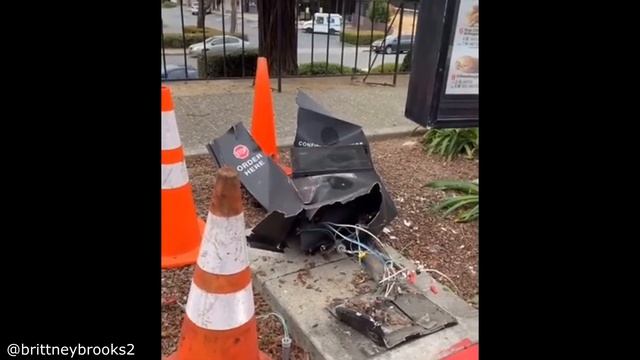 Daily dose of internet перевод на Русский язык смотреть онлайн