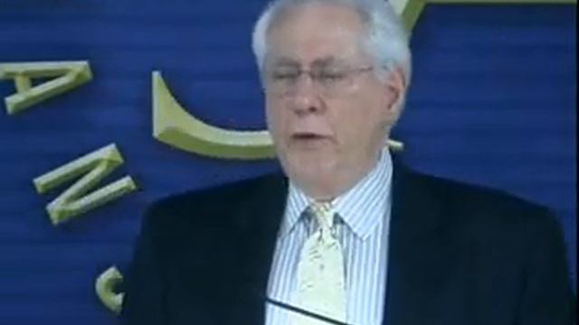 Mike Gravel Speaks at Johns Hopkins University смотреть онлайн