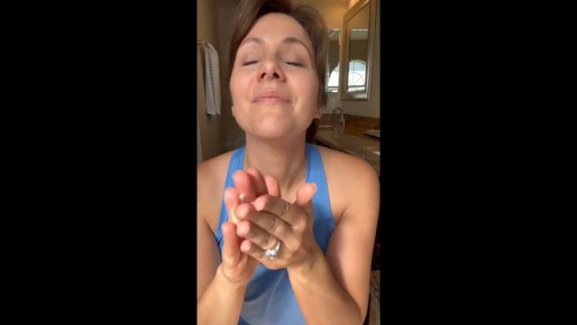 Magnolia Skin Essentials for Mother's Day! смотреть онлайн