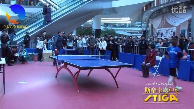 Waldner vs 10 Amateur Players in China 老瓦 смотреть онлайн