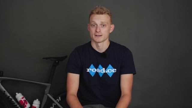 10 Things To Copy Off Tour de France Pros To Make You FASTER & More Comfortable on The Bike смотреть онлайн