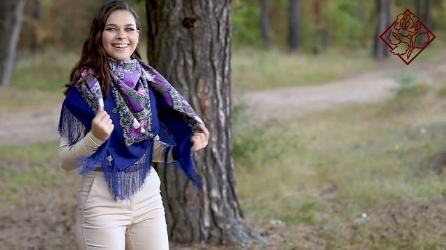 Платок шерстяной с шелковой бахромой 