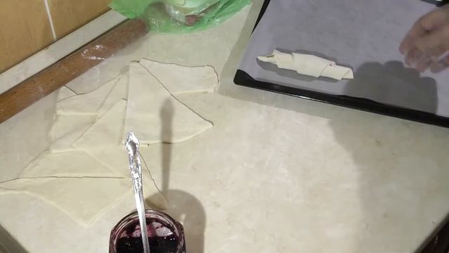 Как быстро испечь вкуснейшие круассаны. Простой рецепт. смотреть онлайн