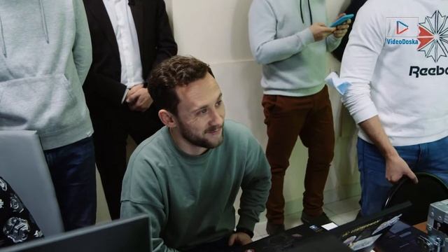 Профессиональная съёмка в студии Видео Доска на фоне хромакей смотреть онлайн