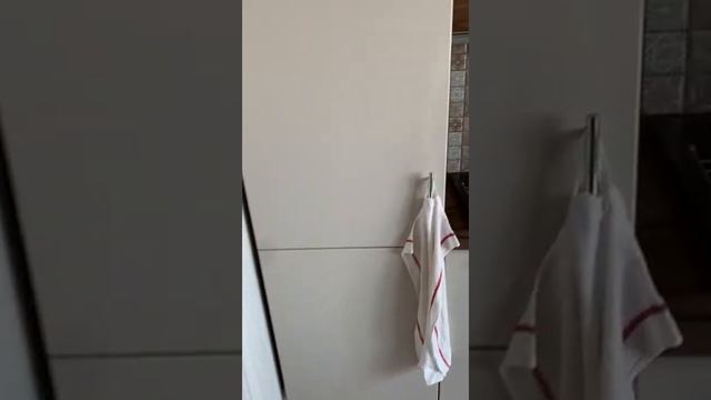 Видео отзыв Tarkett Progressive House Марио и обои Grandeco UV 4001 смотреть онлайн