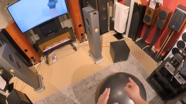 Why are Small Subwoofers SO EXPENSIVE?? \\ ELIPSON'S New 8" Facet смотреть онлайн