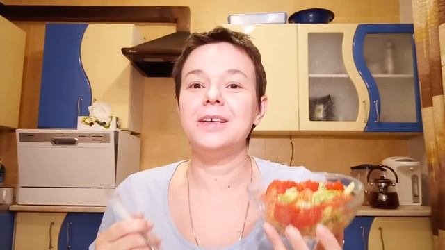 Рецепты для ПОСТА! Нереальный салат с авокадо и сёмгой! Salmon avocado salad смотреть онлайн
