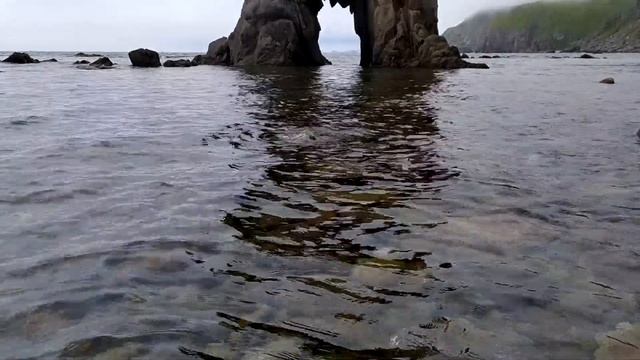Кекур Бакланий дворец. Северо-восток Приморья. Между Кавалерово и Дальнегорском. смотреть онлайн