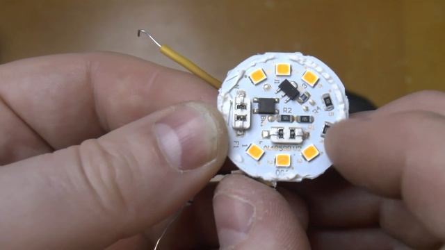 Tesco 5.5W (40W equivalent) LED lamp teardown смотреть онлайн