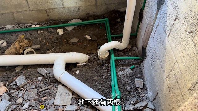 在農村裝修木房子，為何要趁天氣好？ 把木板搬到院壩去曬一遍【康居別院】 смотреть онлайн