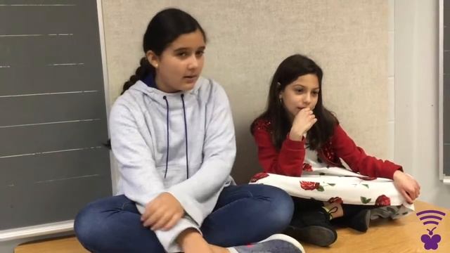 Club Latinitas React to Online Safety 2019 смотреть онлайн