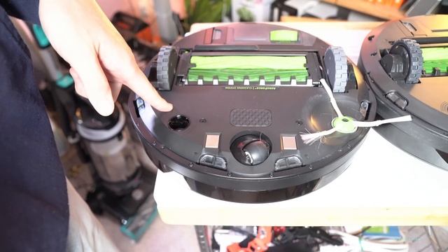 iROBOT i3+ is the same as iROBOT i4+ except 1 feature - I explain смотреть онлайн