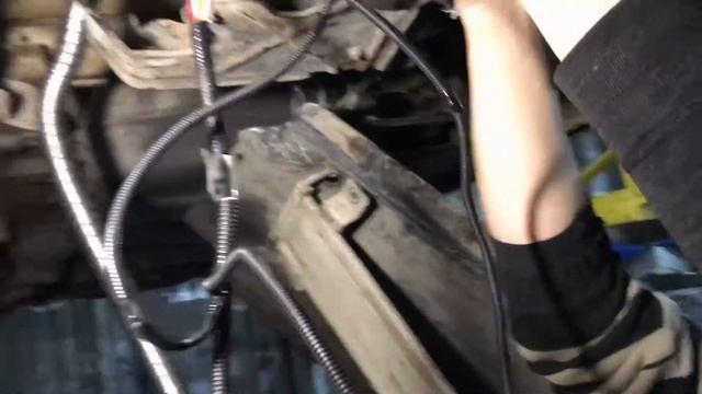 Монтаж предпускового подогревателя Бинар 5s дизель на Фольксваген Транспортер. "Теплостар-Самара" смотреть онлайн