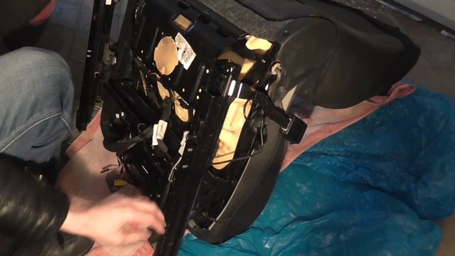 Замена кнопки ремня безопасности VW смотреть онлайн