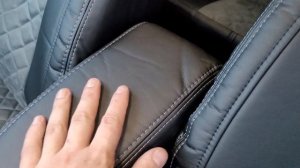 Чехлы алькантара на Весту. Автопилот.