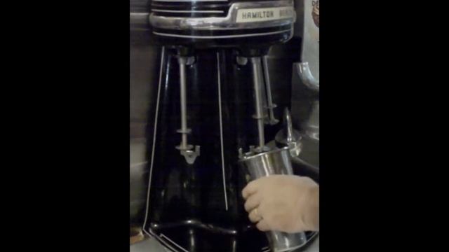 Hamilton Beach Malt Mixer смотреть онлайн