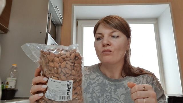 Распаковка! Заказала 3 разных вида жареных орехов: кешью, миндаль, фисташки! Покупка удачная! смотреть онлайн