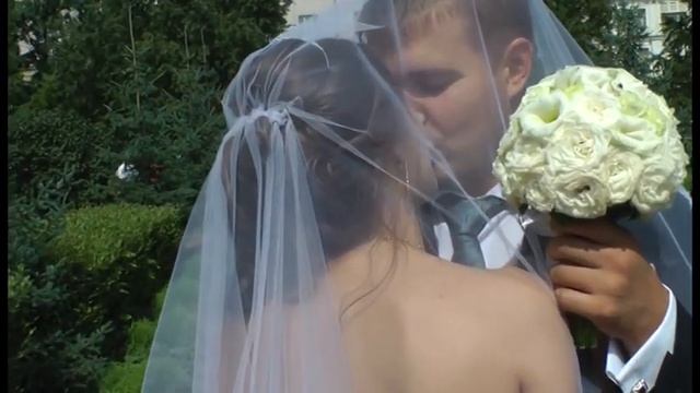 Ольга и Алексей Кузнецовы 09.08.2013 Свадебная прогулка. Клип. смотреть онлайн