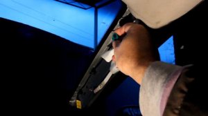 Как снять обшивку передней стойки лобового стекла на Hyundai i30 2013г.