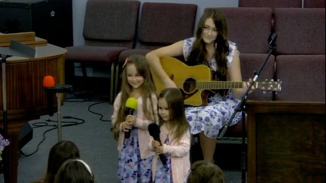 Стих Рано Утром, Птичка Крошка! смотреть онлайн