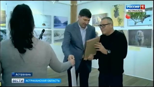 В Цейхгаузе открылась выставка, посвященная уникальной флоре и фауне Астраханской области смотреть онлайн