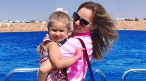 ВЛОГ Диана и Рома в подводном мире Красного моря! Экскурсия на Батискафе в Египте