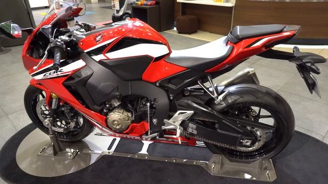 New Honda CBR 1000RR Red 2019 - Review 2019 Honda CBR1000RR - ホンダCBR1000RR 2019年モデル смотреть онлайн