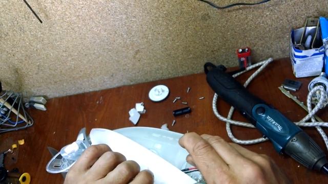 ремонт утюга. самая частая проблема нет контакта в терморегуляторе простой ремонт смотреть онлайн