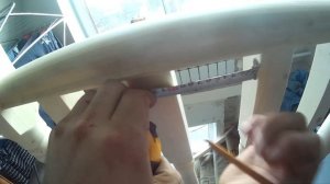 Как крепить перило к балясине