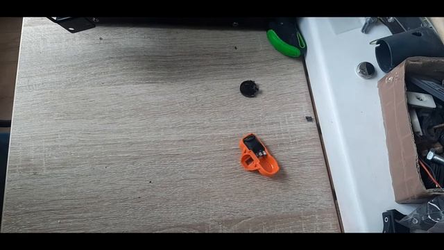 Замена батарейки в датчике давления Autel-MX смотреть онлайн