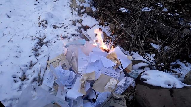 ПОЖАР! ВСЁ СГОРЕЛО ДО ТЛА! ВСТРЕЧАЕМ  НОВЫЙ ГОД С КОСТРОМ ЛЮБВИ В ДУШЕ. ЖЕЛАЮ МИРА, ЗДОРОВЬЯ, ХЛЕБА