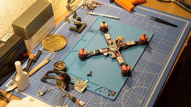 Timelapse сборки рамы GEPRC GEP Leopard LX5 220mm смотреть онлайн
