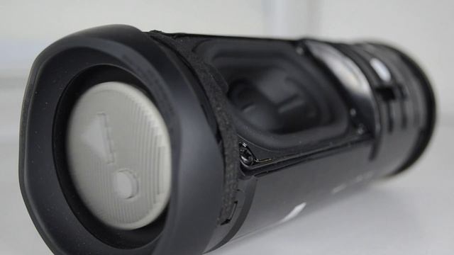 Колонка JBL FLIP 5 LFM 60% Bass Test РЕАКЦИЯ НА ПЕСНИ КРАСАВИЦА смотреть онлайн