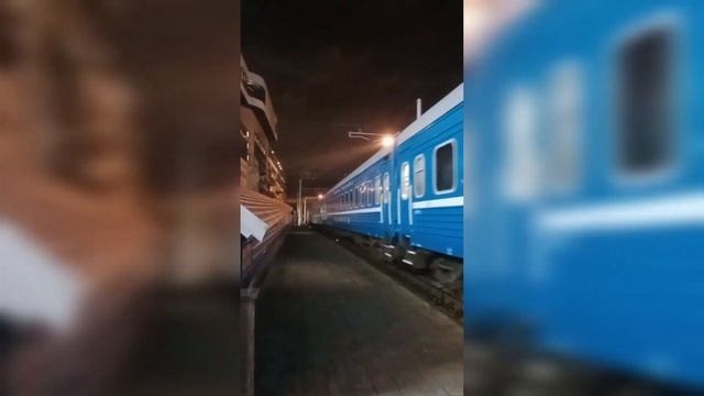 Чс8-053 Приписки ТЧЭ-41 Вязьма сортировочная отпровляется со станции Минск Пассажирский смотреть онлайн