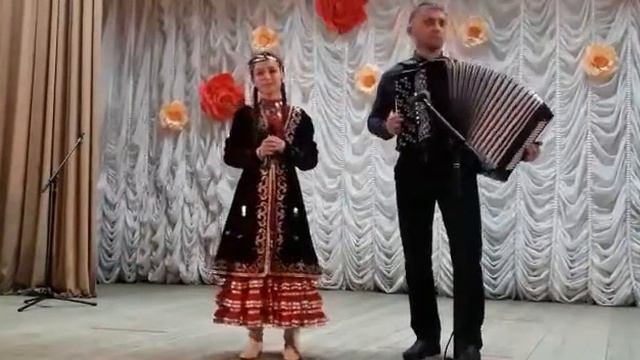 Зиганшина Аиша, Башкирская народная песня "Азамат". 12 лет. смотреть онлайн