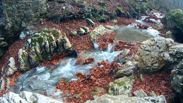 Relaxing Calming sound of flowing steam water смотреть онлайн