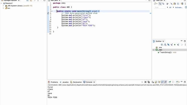 Java First Class How to print Hello World смотреть онлайн