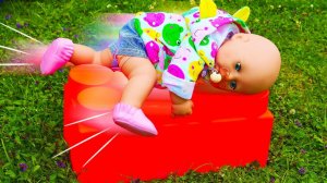 Игры для девочек - Кукла БЕБИ Анабель на Детской площадке! - Детские мультики с игрушками Baby Doll