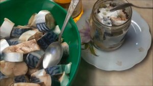Домашние консервы из скумбрии в масле.Готовлю сама.